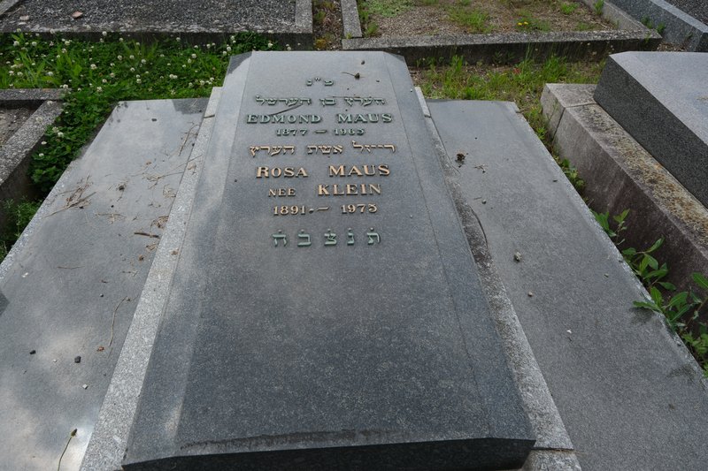 Stèle de Maus Rosa