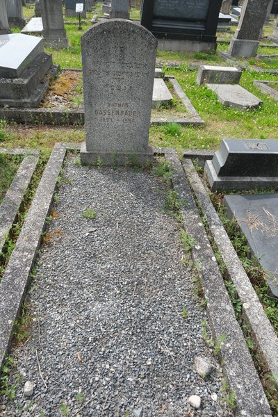 Stèle de Gassenbauer Nathan