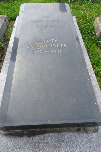 Stèle de Gensbourger Georges