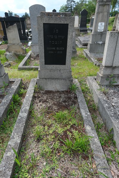 Lápide de Bloch Isidore