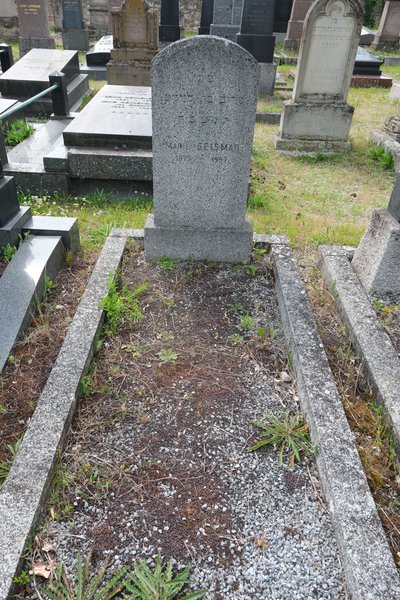 Stèle de Geismar Marie