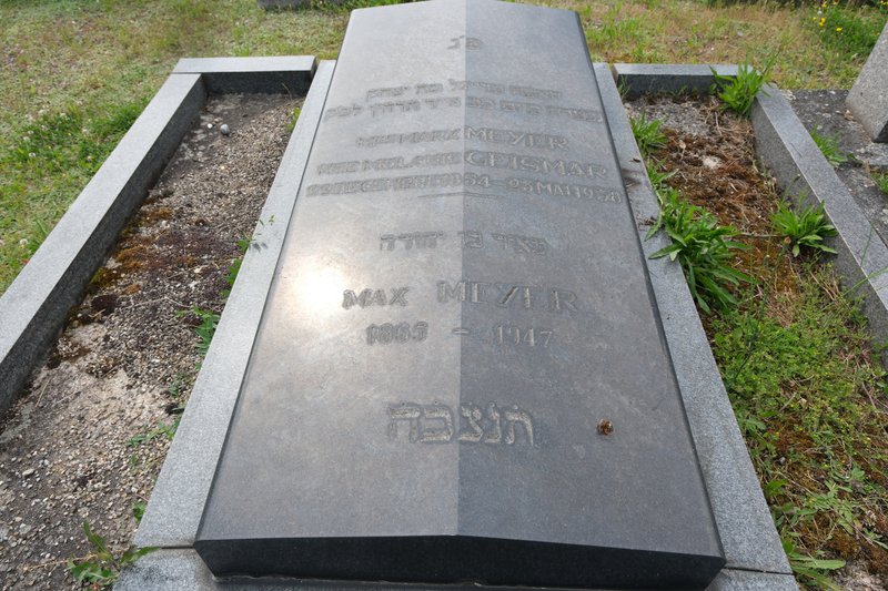 شاهدة قبر Meyer Mélanie