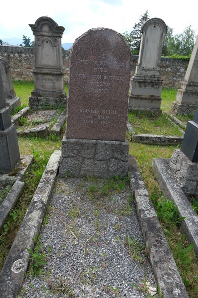 Stèle de Blum Blanche