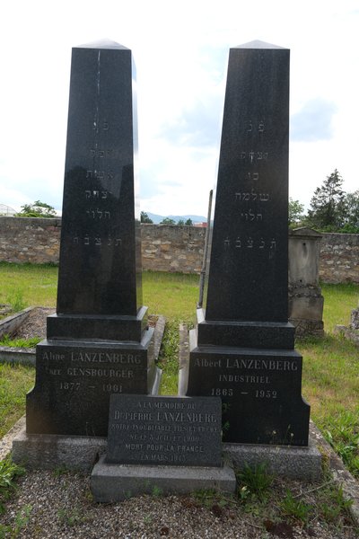Stèle de Lanzenberg Aline