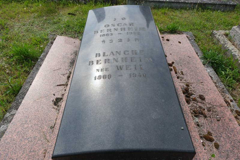 Stèle de Bernheim Oscar