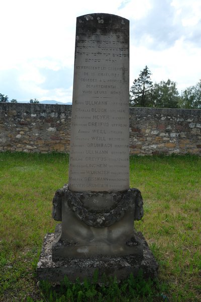 Grafsteen van Bloch Charles
