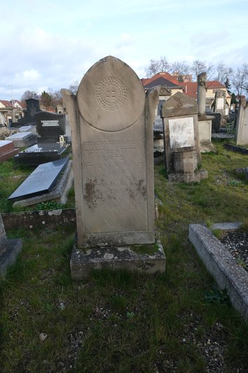 Stèle de Bloch Rosalie