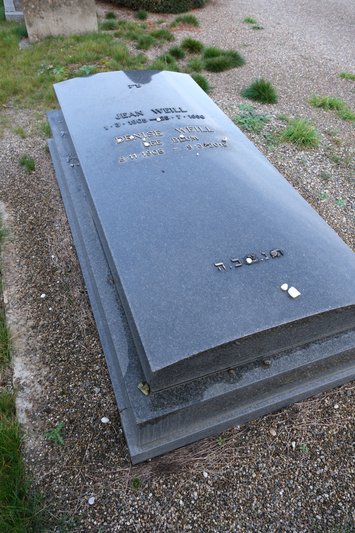Stèle de Weill Denise