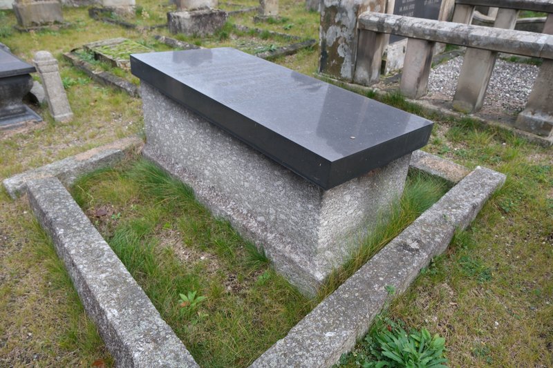 Tombstone of Netter Cécile