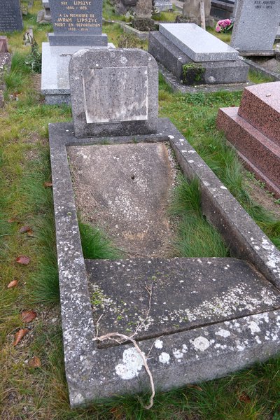 Stèle de Wildenstein Marthe