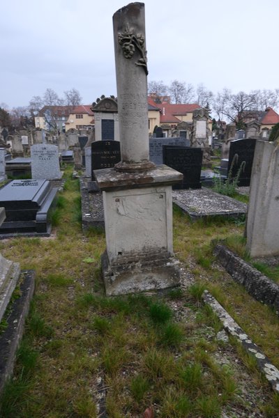 Stèle de Dreyfus Germaine