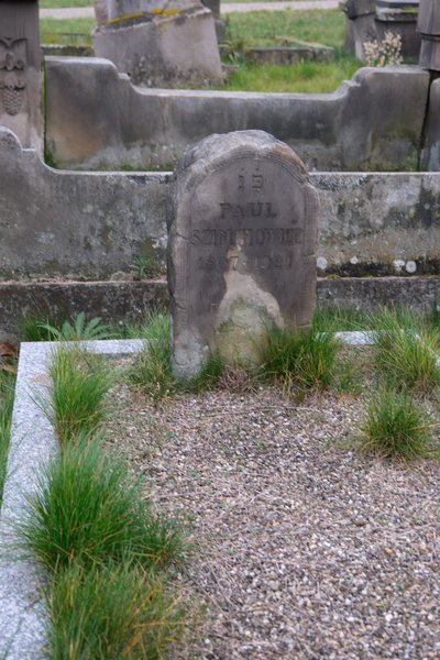 Stèle de Szimchowicz Paul