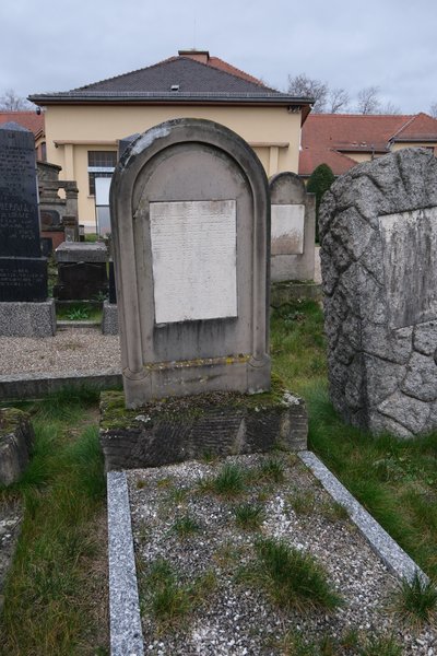 Lápide de Weill Régine