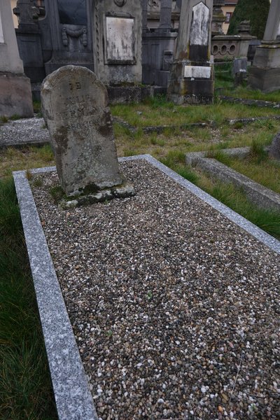 Estela de Hermann Julie