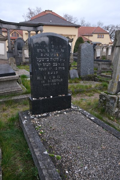 Grabstein von Beitel Hélène