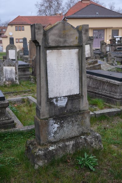 Tombstone of Saarbach Jules