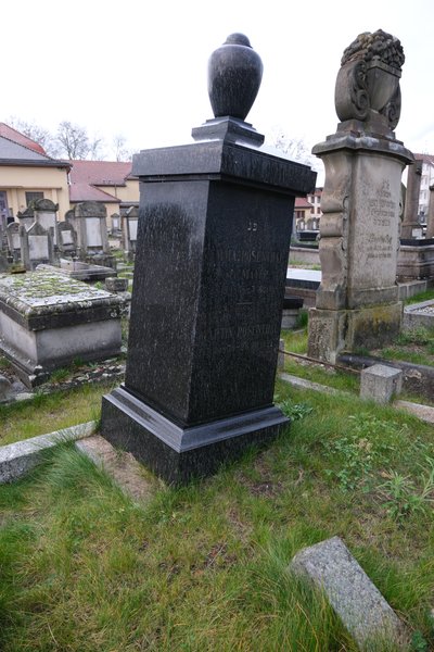 Stèle de Rosenthal Emma