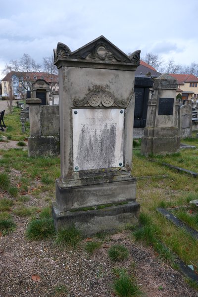 Estela de Weil Caroline