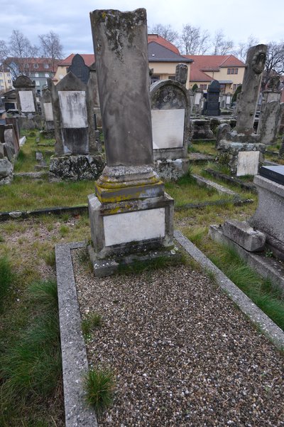 Grabstein von Lévy Joseph