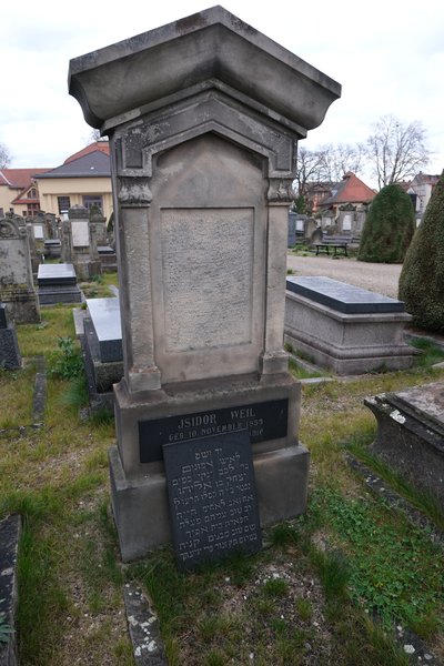 Grabstein von Weil Isidore