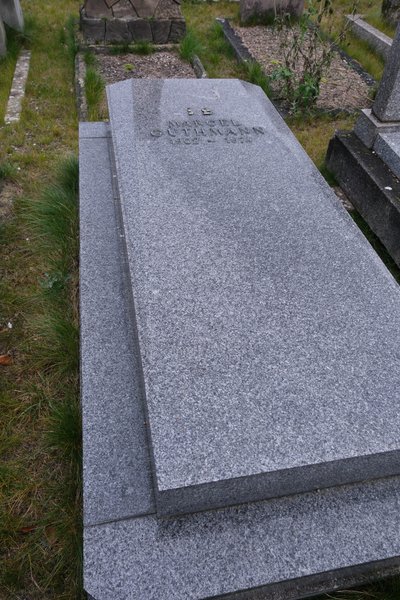 Stèle de Guthmann Marcel