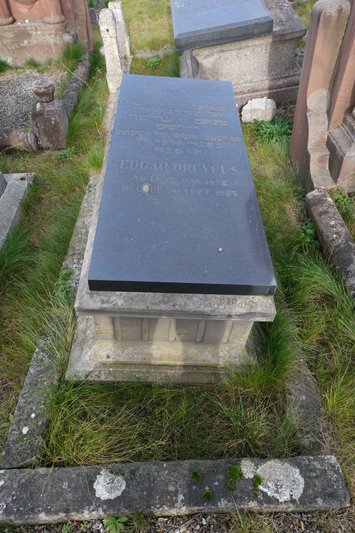 Stèle de Dreyfus Edgar
