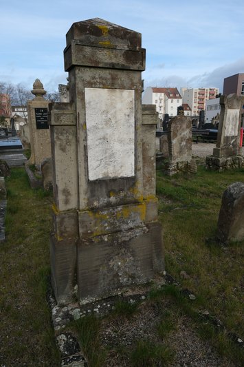 Lápide de Weill Edmond