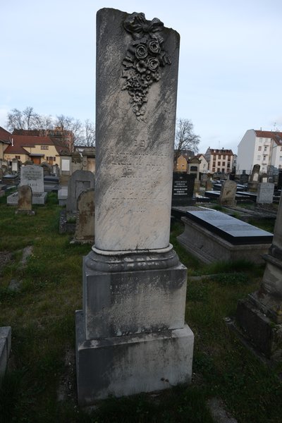 Lápide de Lemmel Albert