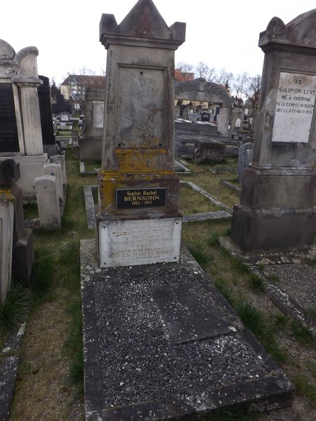 Stèle de Bernsohn Sophie Rachel