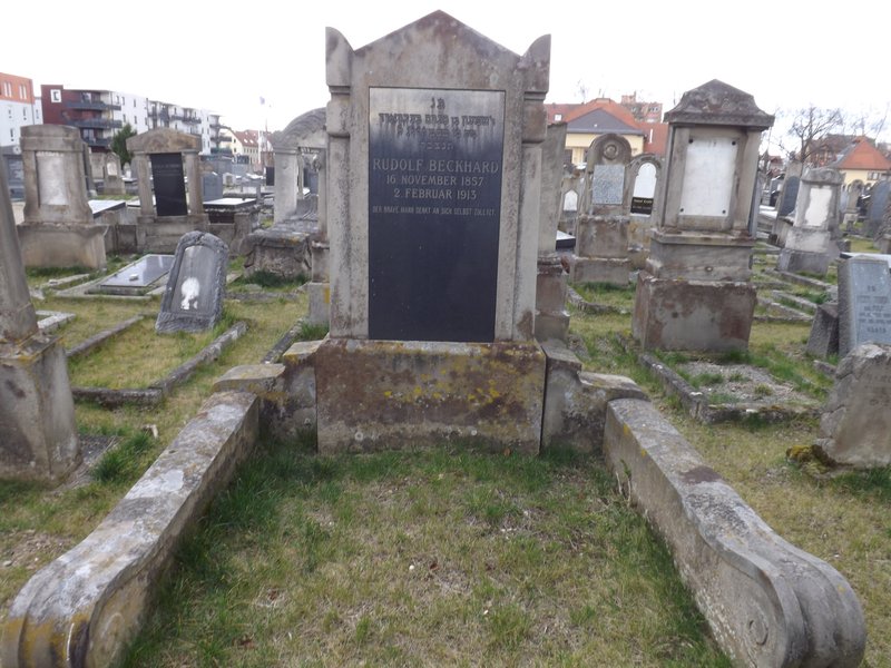 Lápide de Beckhard Rudolf