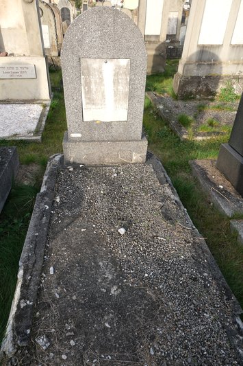 Stèle de Feodore Théodore