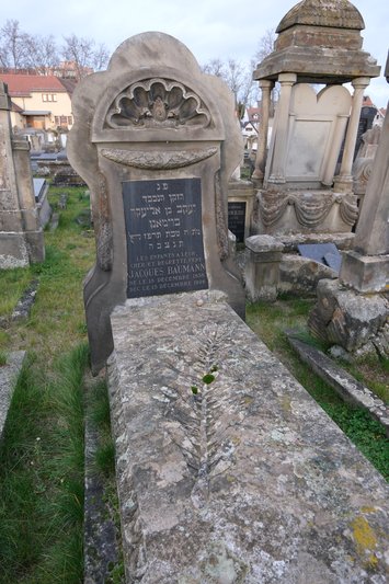 מַצֵּבה פון Baumann Jacques