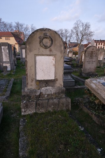 Tombstone of Marx Emilie