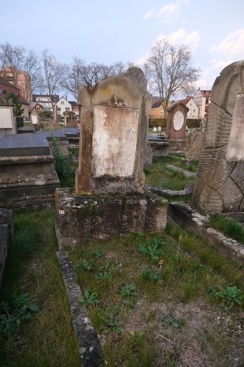 Stèle de Burstin Brandel