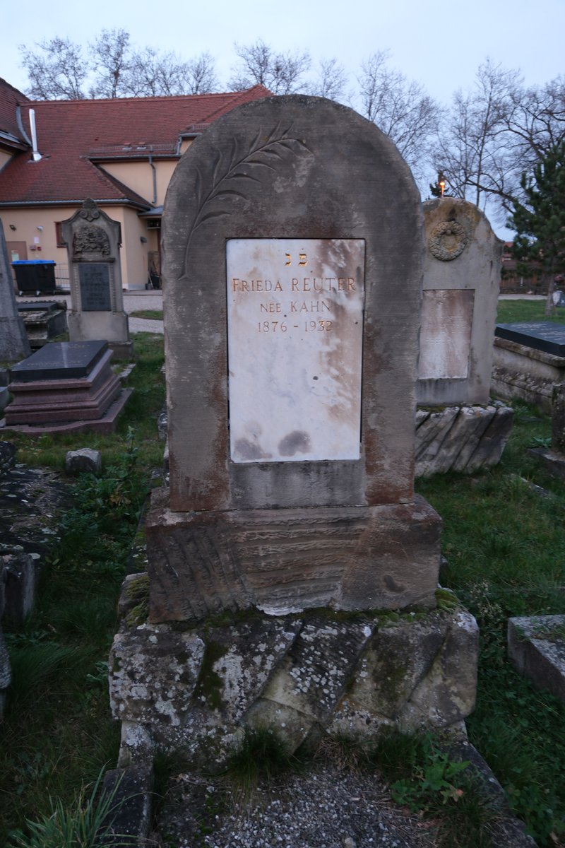 Estela de Reuter Frieda