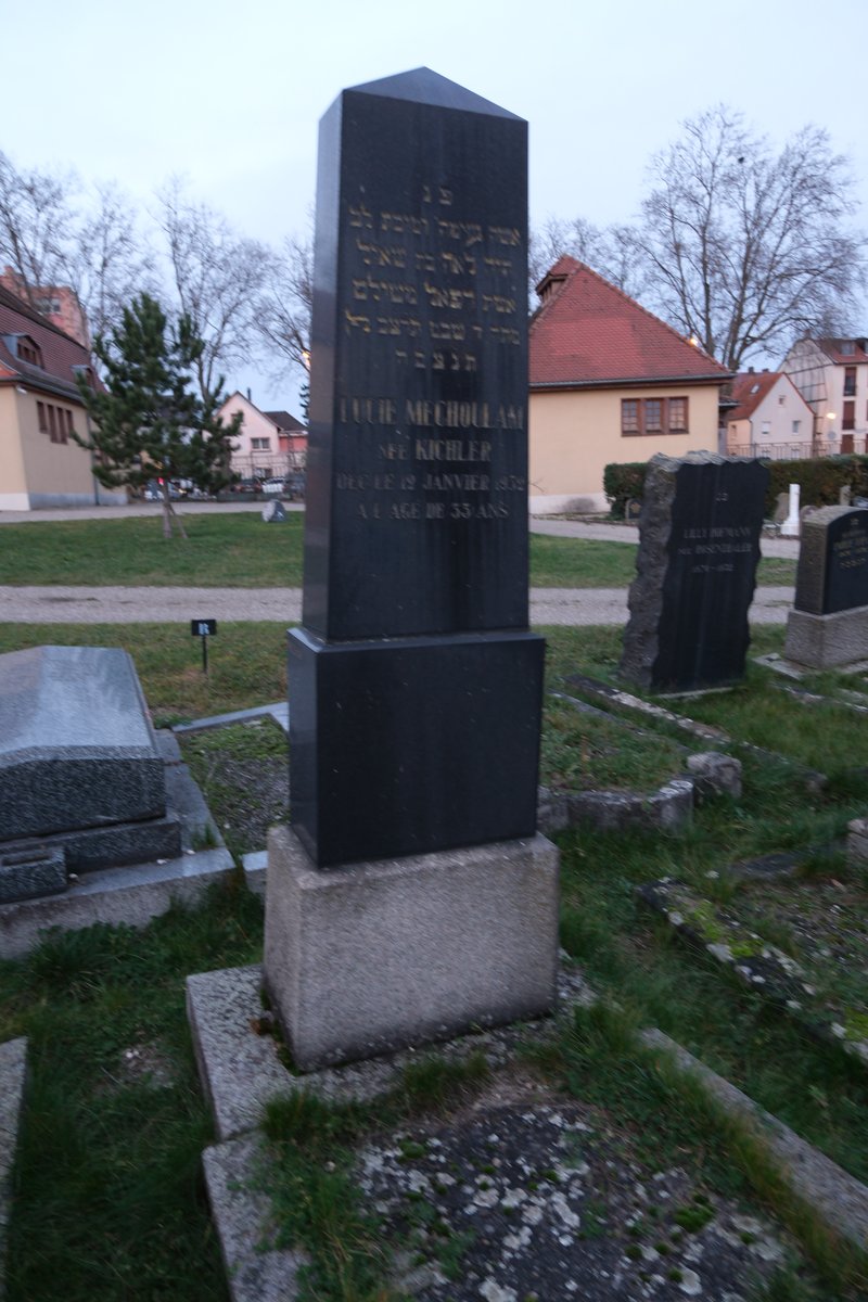 Grabstein von Mechoulam Lucie