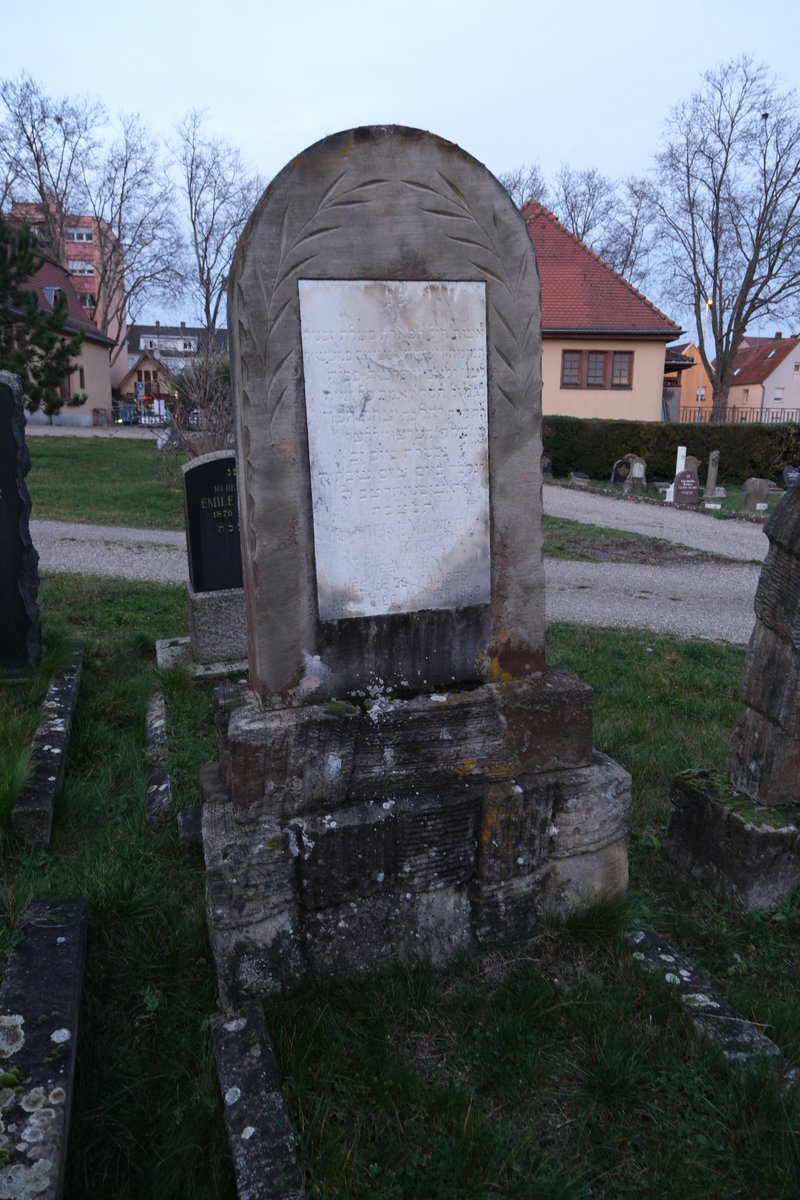 Stèle de Emanuel Rachel