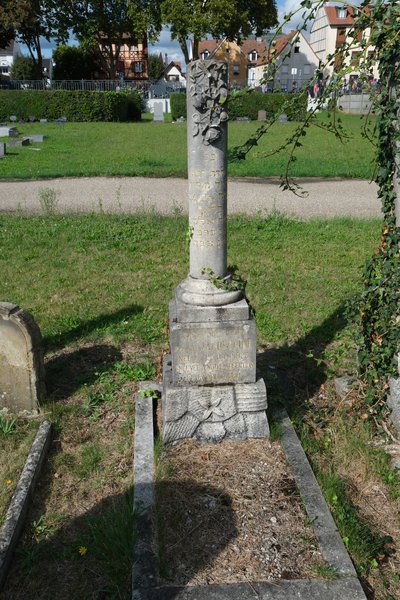 Stèle de Bloch Jacqueline