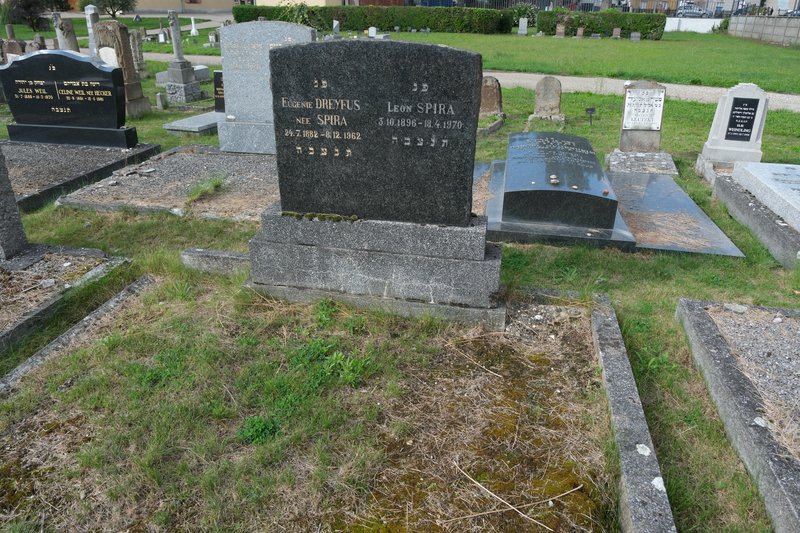 Stèle de Dreyfus Eugénie