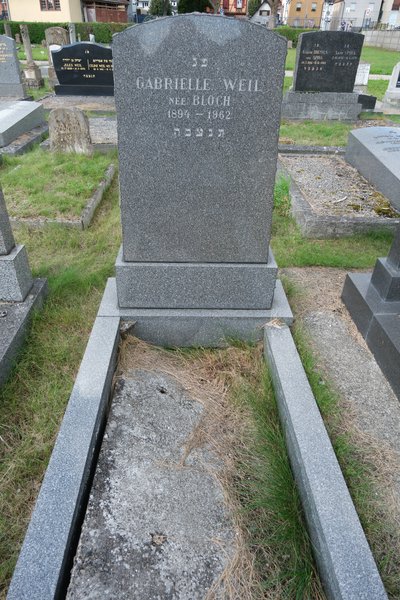 Stèle de Weil Gabrielle