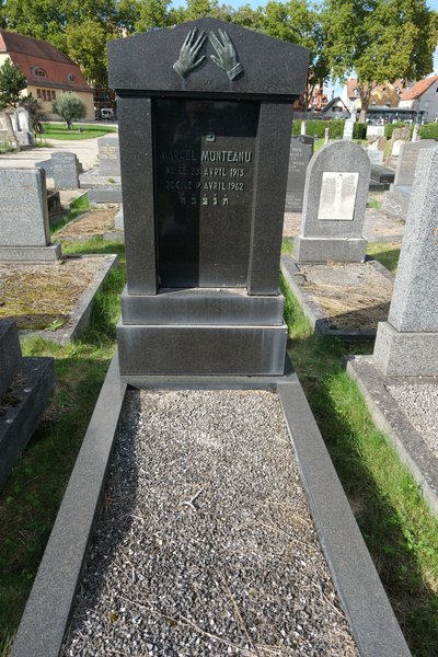 Munteanu Marcel fejfája
