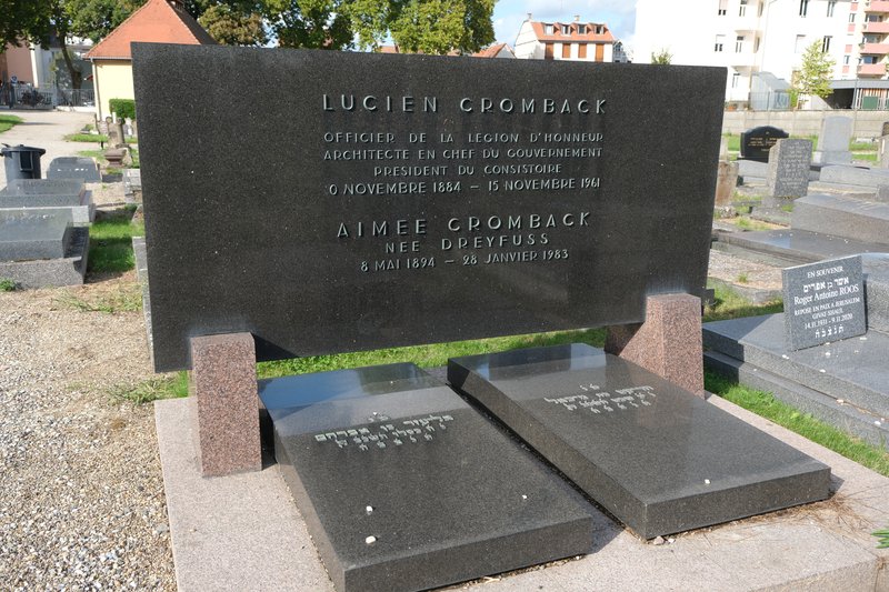 מצבת Cromback Aimée Lucie