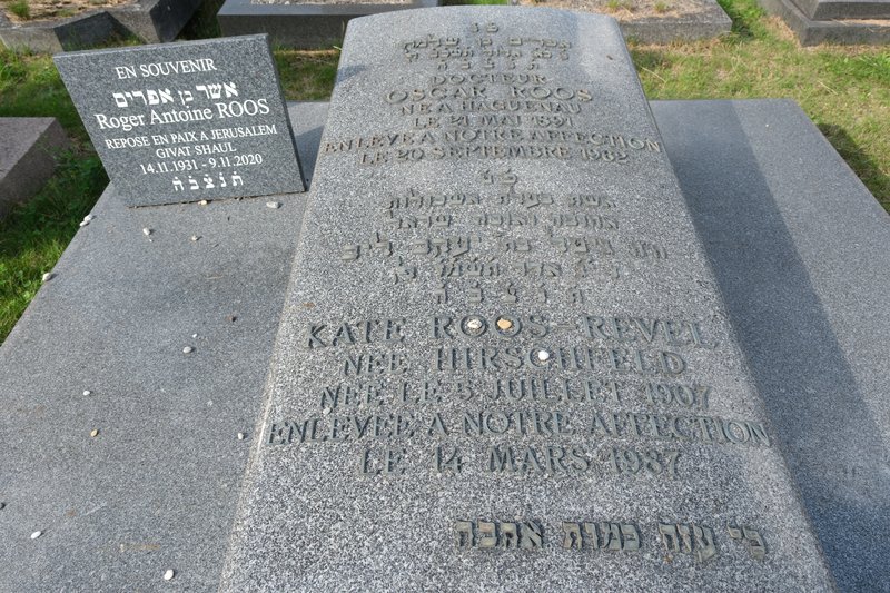 Tombstone of Roos Oscar