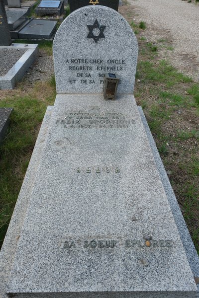 Sportich Félix fejfája