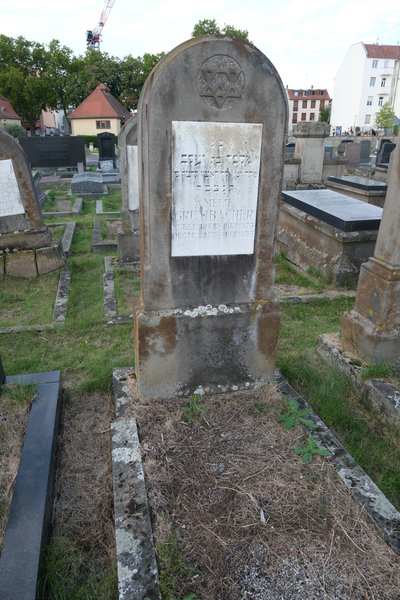 מצבת Grumbacher Amélie