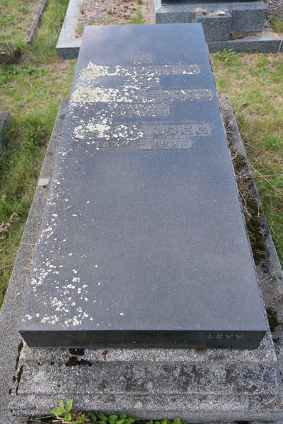 Tombstone of Loeb Camille