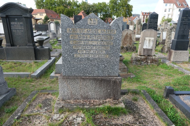 Grabstein von Mayer Mina