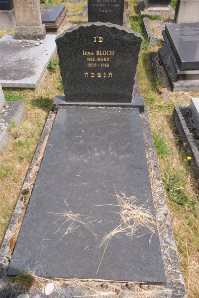 Stèle de Bloch Irma