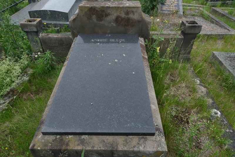 Grabstein von Blum André