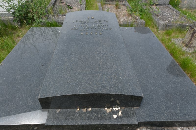 Estela de Levy Lina